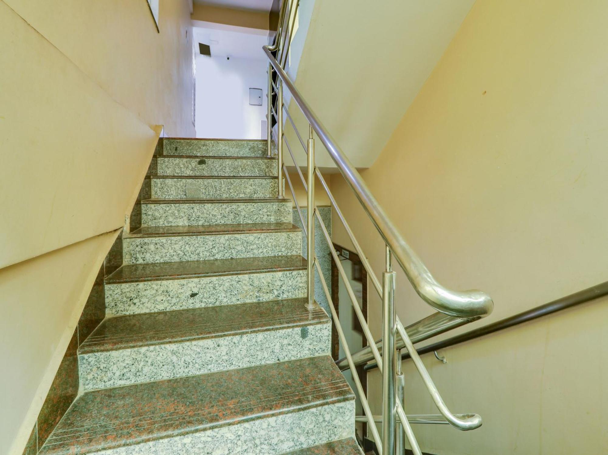 היידראבד Super Townhouse Qualia Prime Hotel Near Nexus Mall מראה חיצוני תמונה